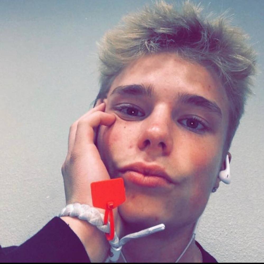 Meet your Posher, Chris